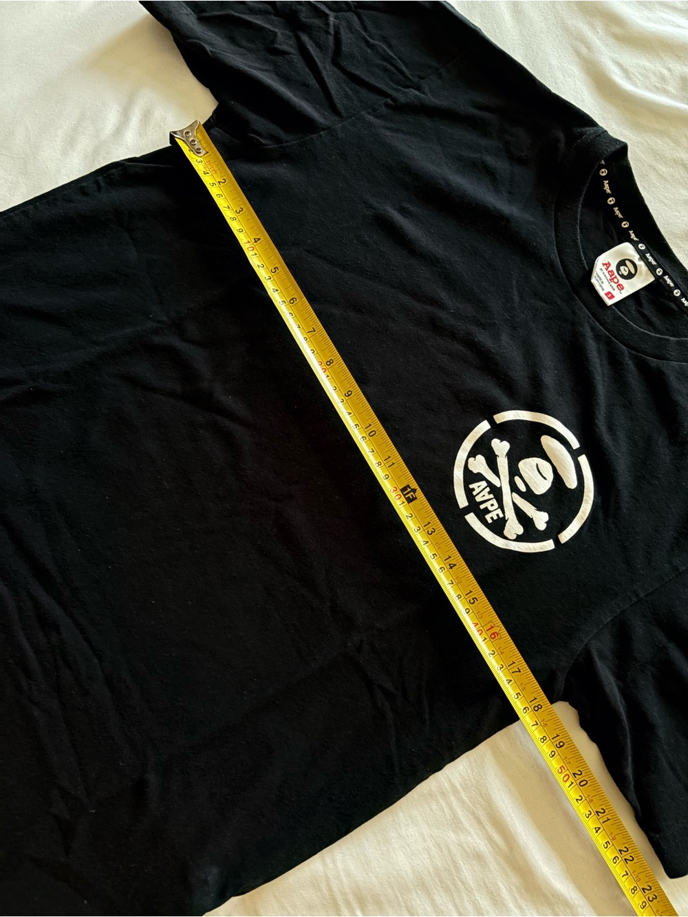 Aape by A Bathing Ape Moonface Skull Graphic Tee – Size Small - Picture 3 of 6